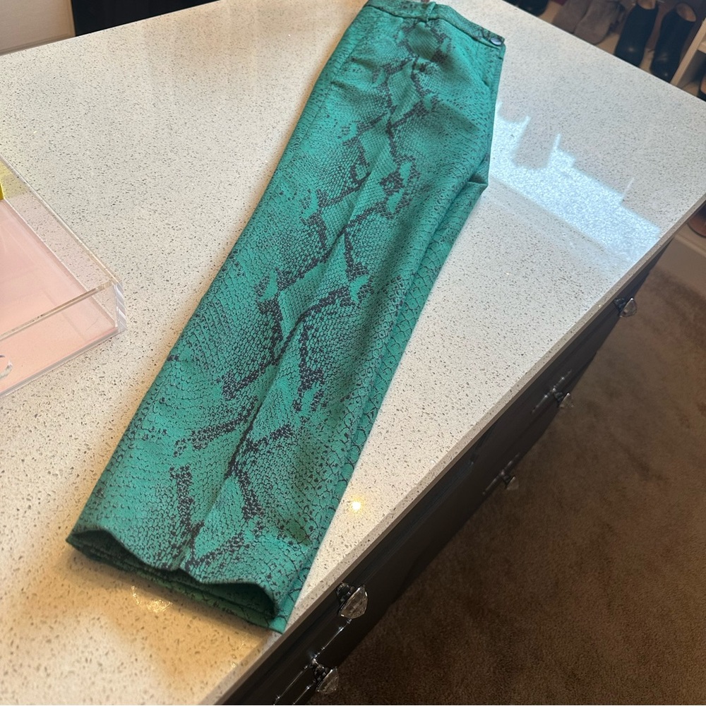 Pinko Python Print Cropped Pants Sz 6 - image 3